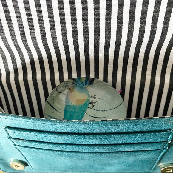 Luv Betsey by Betsey Johnson Wristlet/Wallet - Picture 8 of 8